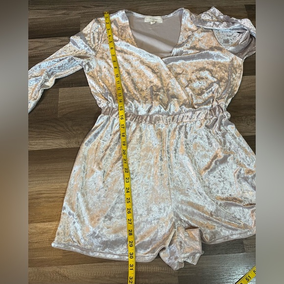 No Comment Champagne Crushed Velvet Romper - Size M - Picture 11 of 13